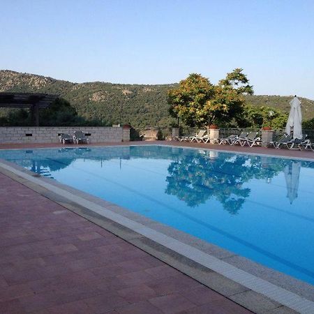 Hotel Ristorante Gusana Gavoi Luaran gambar