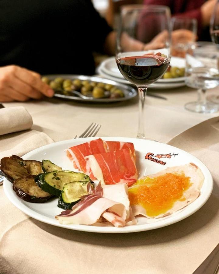 Hotel Ristorante Gusana Gavoi Luaran gambar
