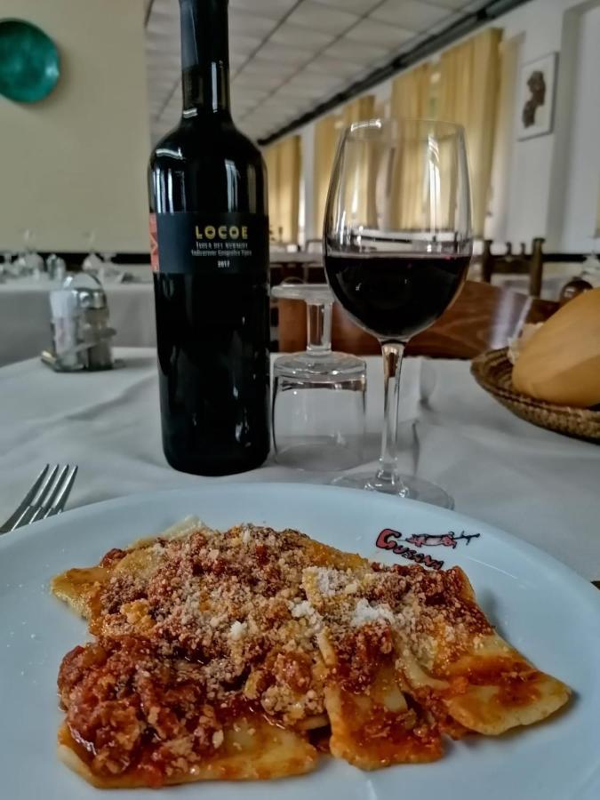 Hotel Ristorante Gusana Gavoi Luaran gambar